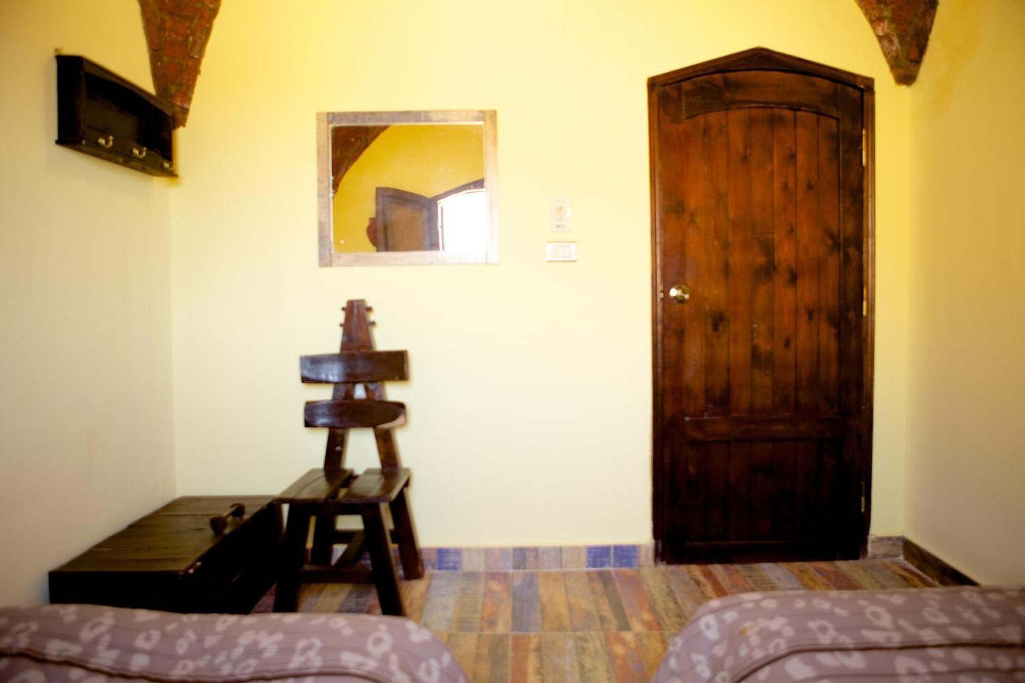Hadouta Masreya Nubian Guest House Aswan Exterior photo